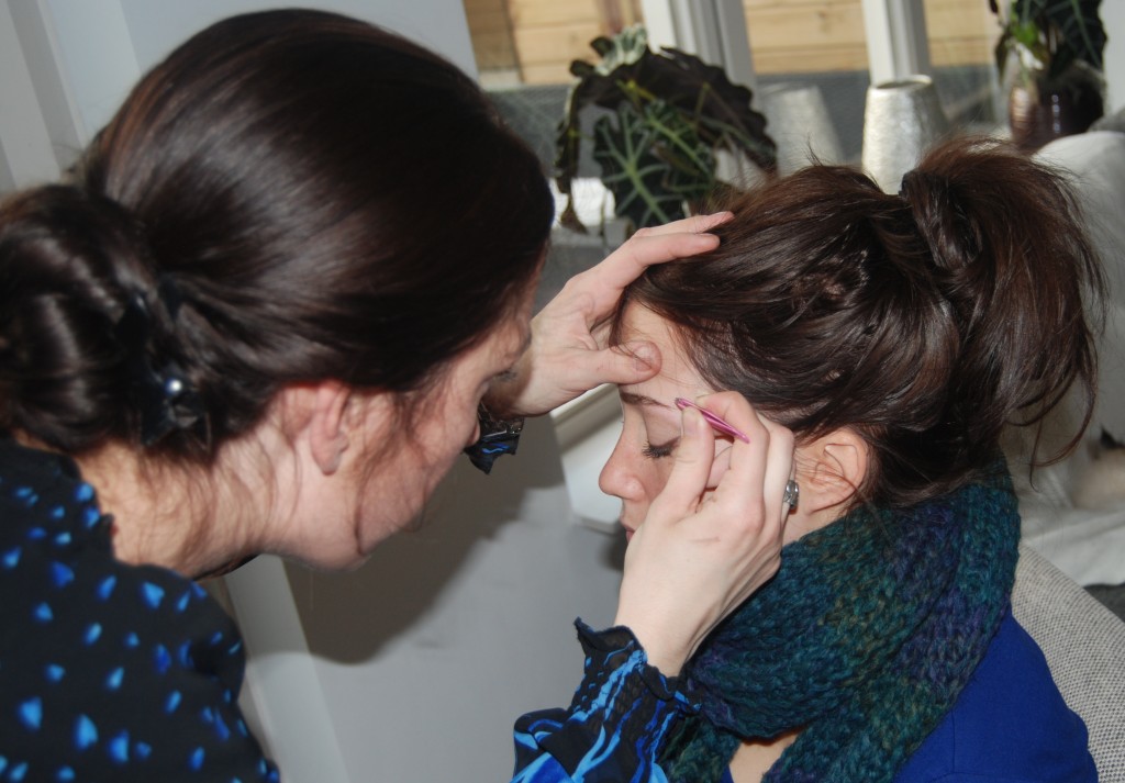 (Re)view by Nena: Getting my eyebrows shaped!