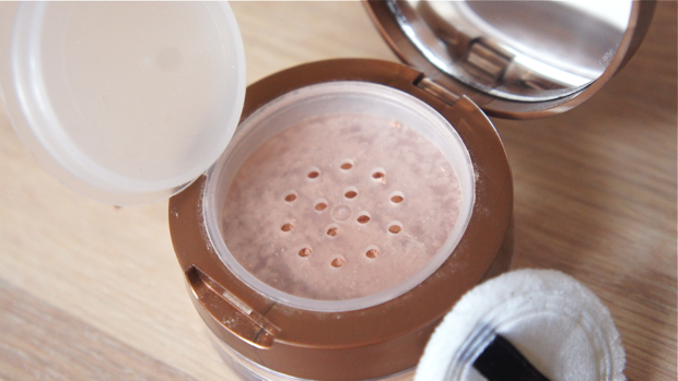 Budgettip: Essence Sun Club Highlighter Powder