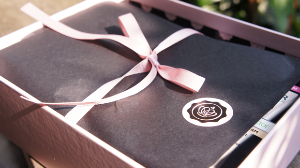 Filmpje: unboxing Glossybox mei/juni ’12