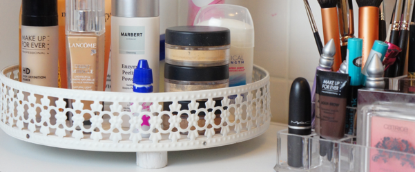 Etagère als beauty organizer