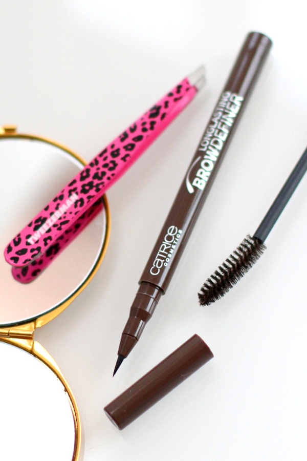 catrice longlasting brow definer_17