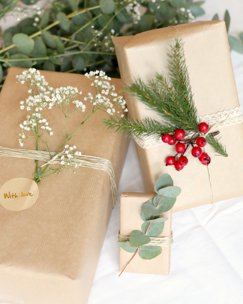 christmas gift wrapping - 1