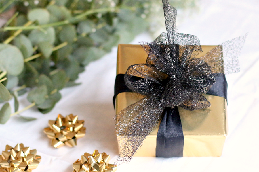 christmas gift wrapping - 2