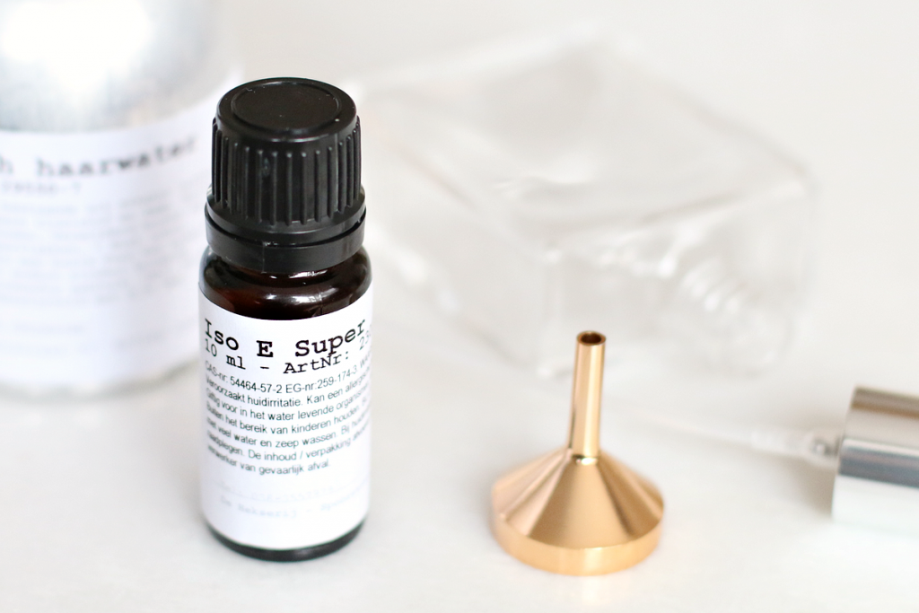 Molecule 01 Perfume DIY - 1