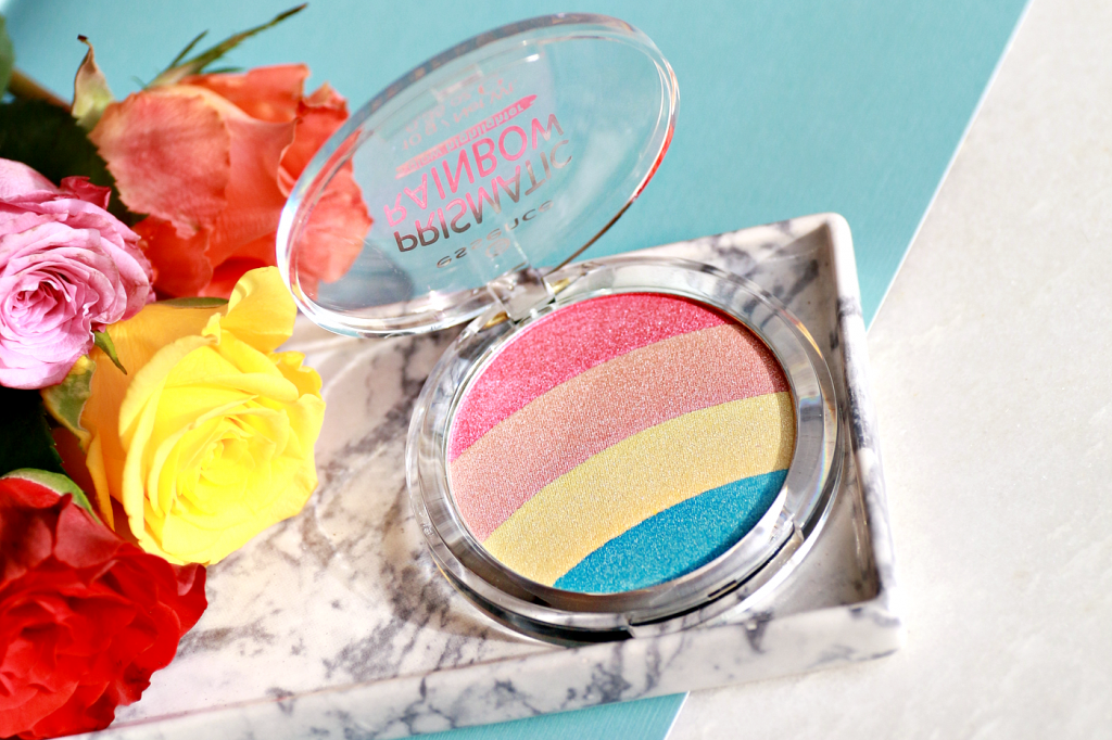 essence | Prismatic Rainbow glow highlighter