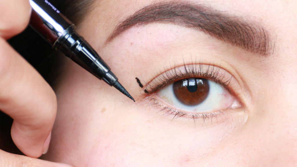 eyeliner tutorial hooded eyes_ - 4