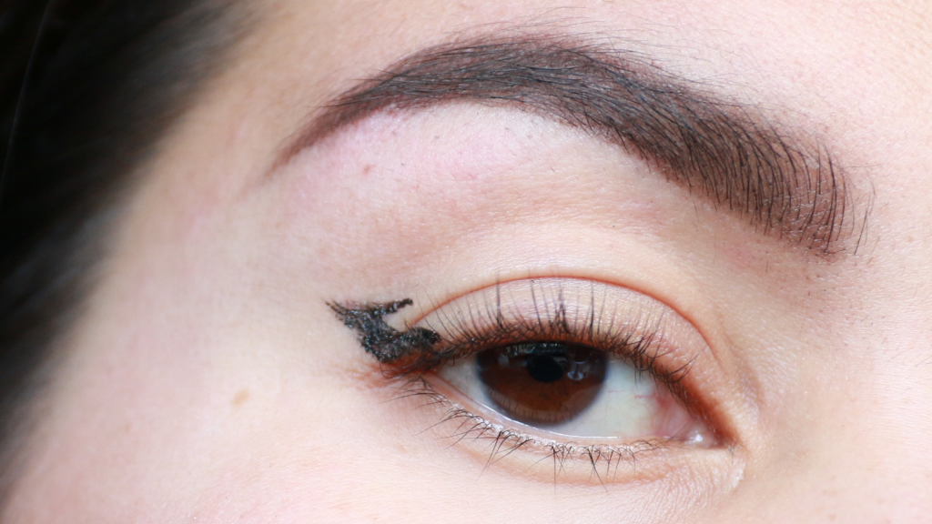 criticus winnaar Thermisch Aha, dus ZO breng je winged eyeliner aan op hooded eyes! ⋆ Beautylab.nl