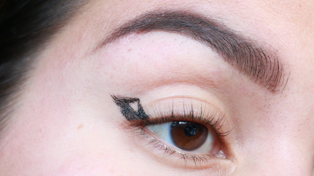 eyeliner tutorial hooded eyes_ - 9