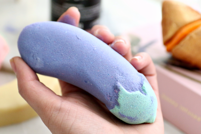 Lush heeft nu een badbruisbal in de vorm van een piemel