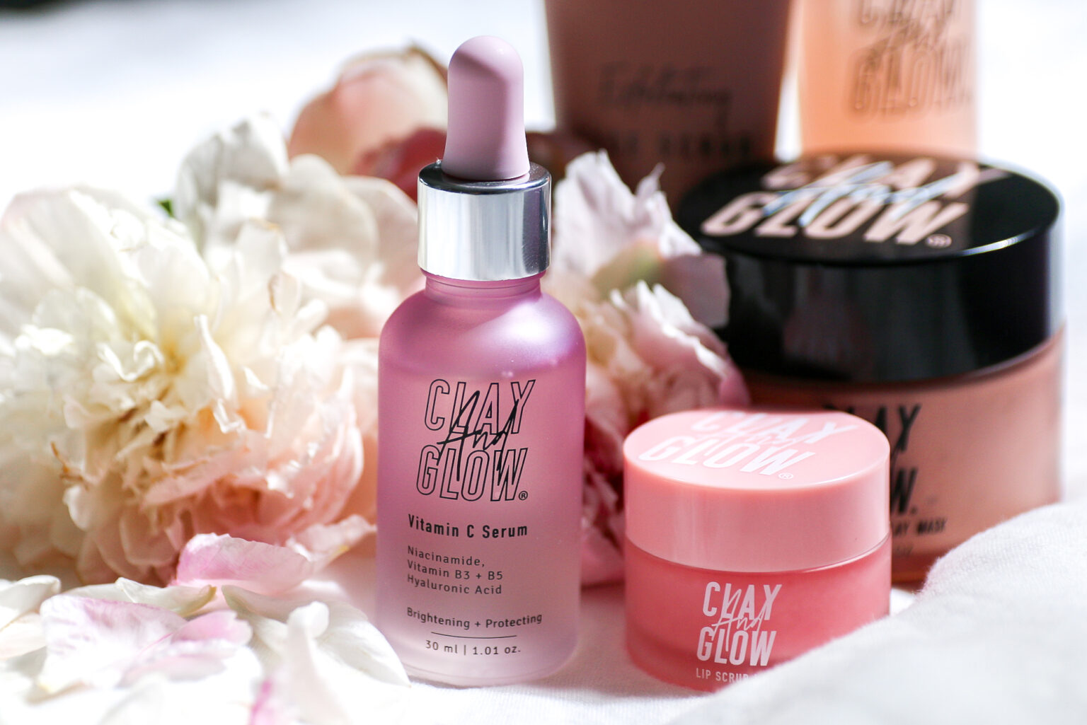 Dit is waarom je het Clay And Glow Vitamine C serum zou moeten