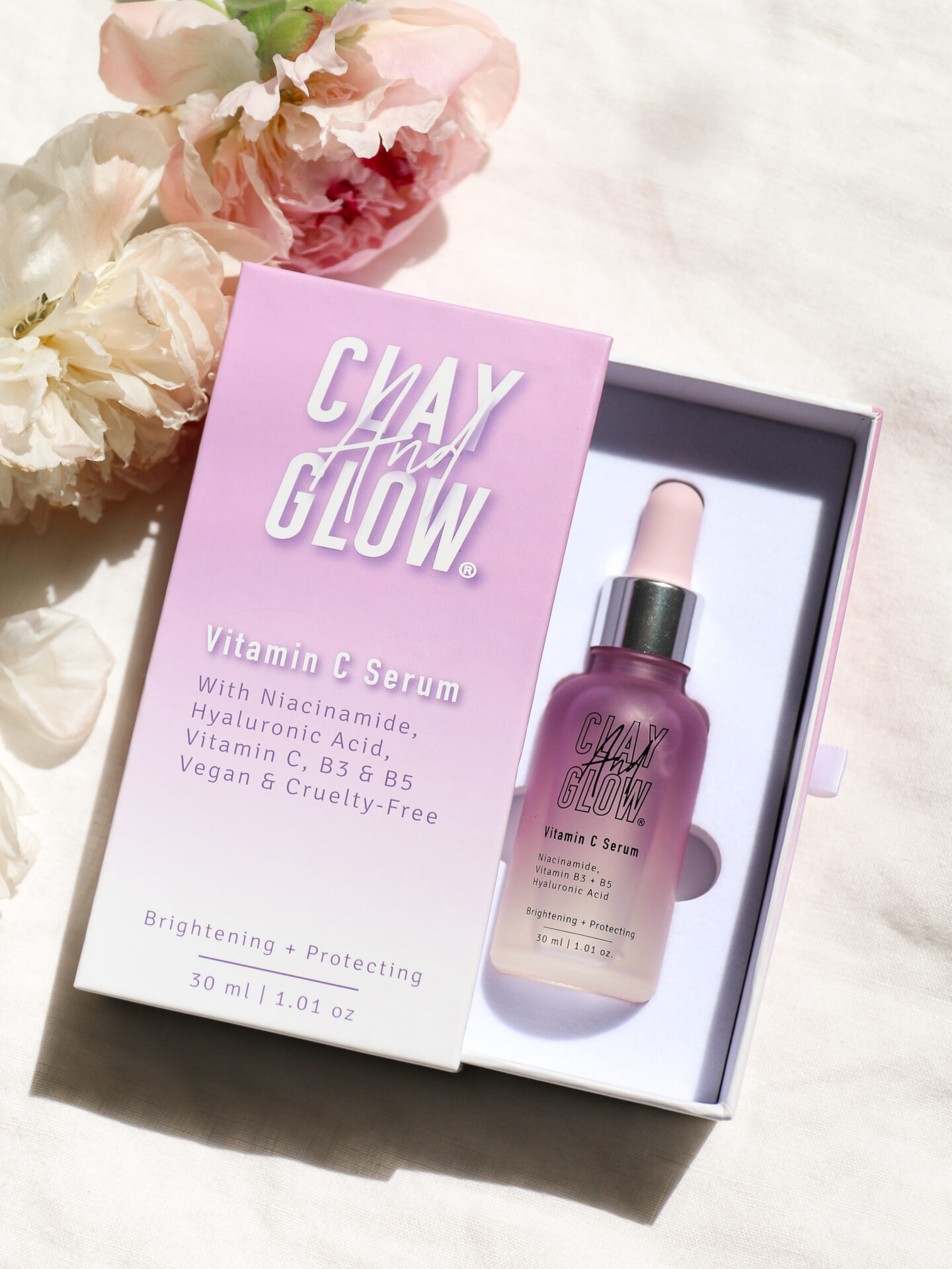 Dit is waarom je het Clay And Glow Vitamine C serum zou moeten