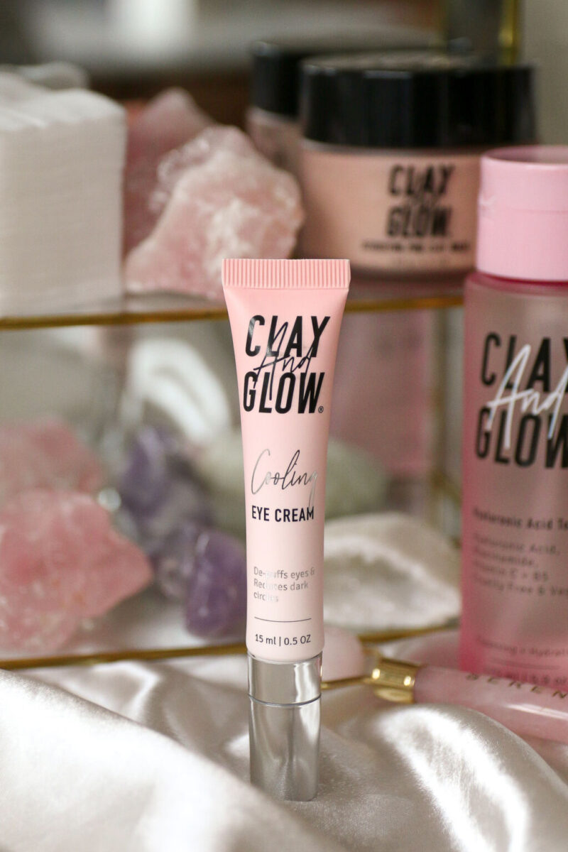 Een frisse start? Probeer dan eens de Cooling Eye Cream van Clay And