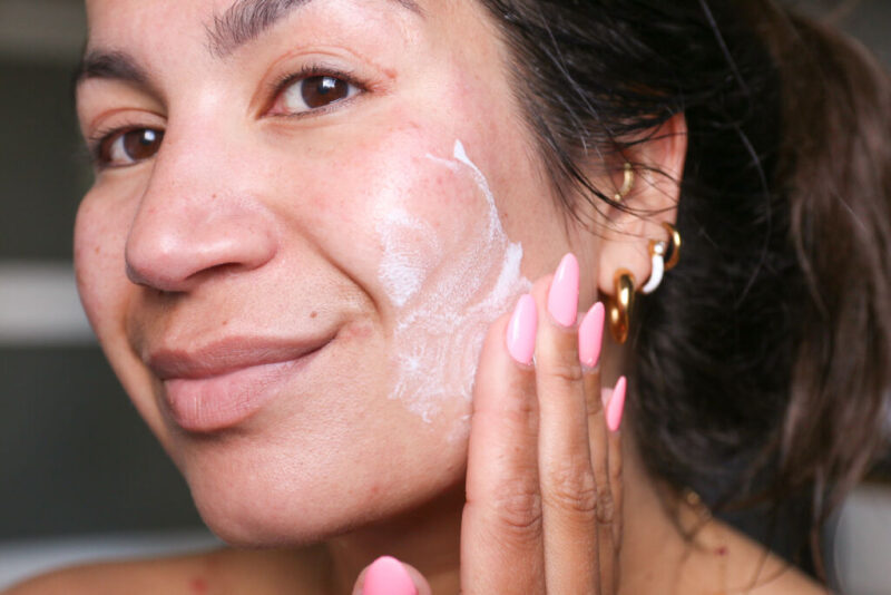 Getest: de nieuwe Clay And Glow zonnebrandcrème voor het gezicht